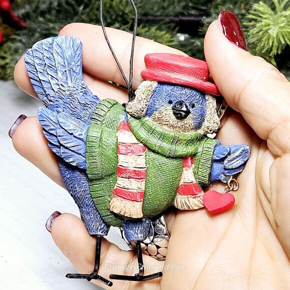 Vtg Resin Bluebird Blue Bird Blue Jay Holding Heart Christmas Tree Ornament 3" - Picture 6 of 8